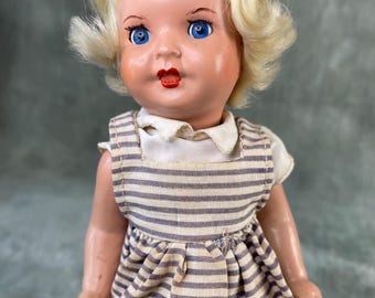 Petite Poupée ancienne en celluloïd de 20 cm