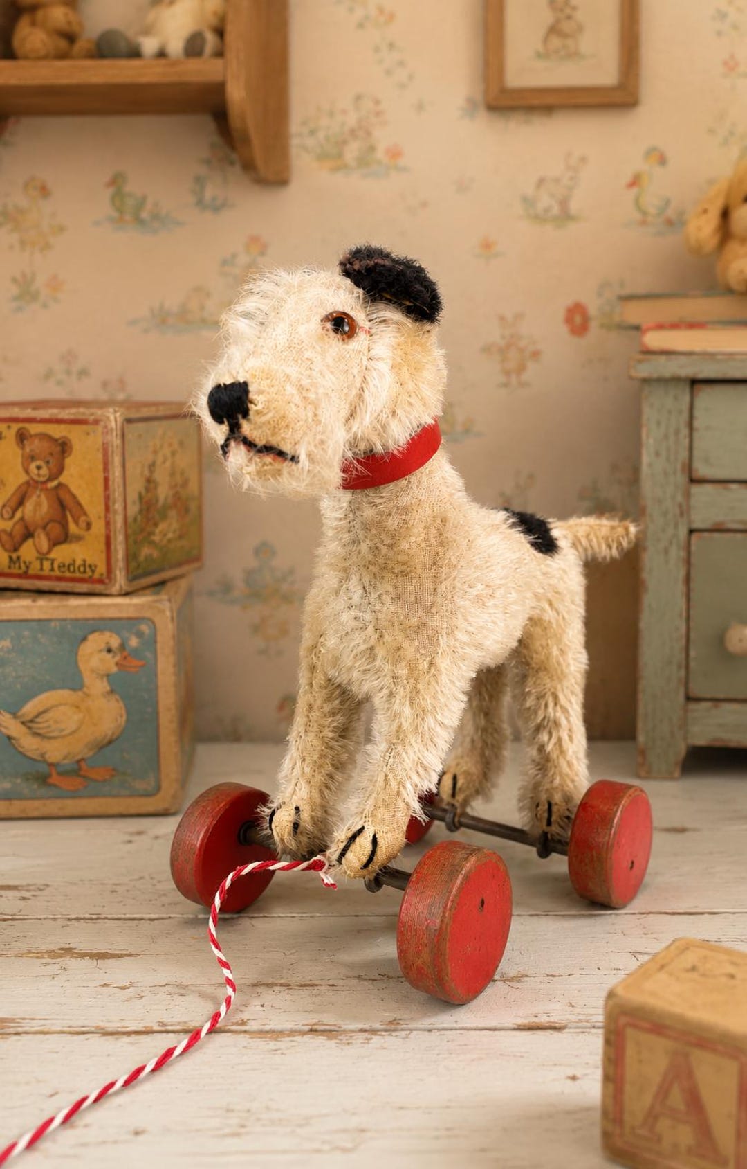 PRE WAR Steiff Fox Terrier on Wheels Button (underscored F ) 1934