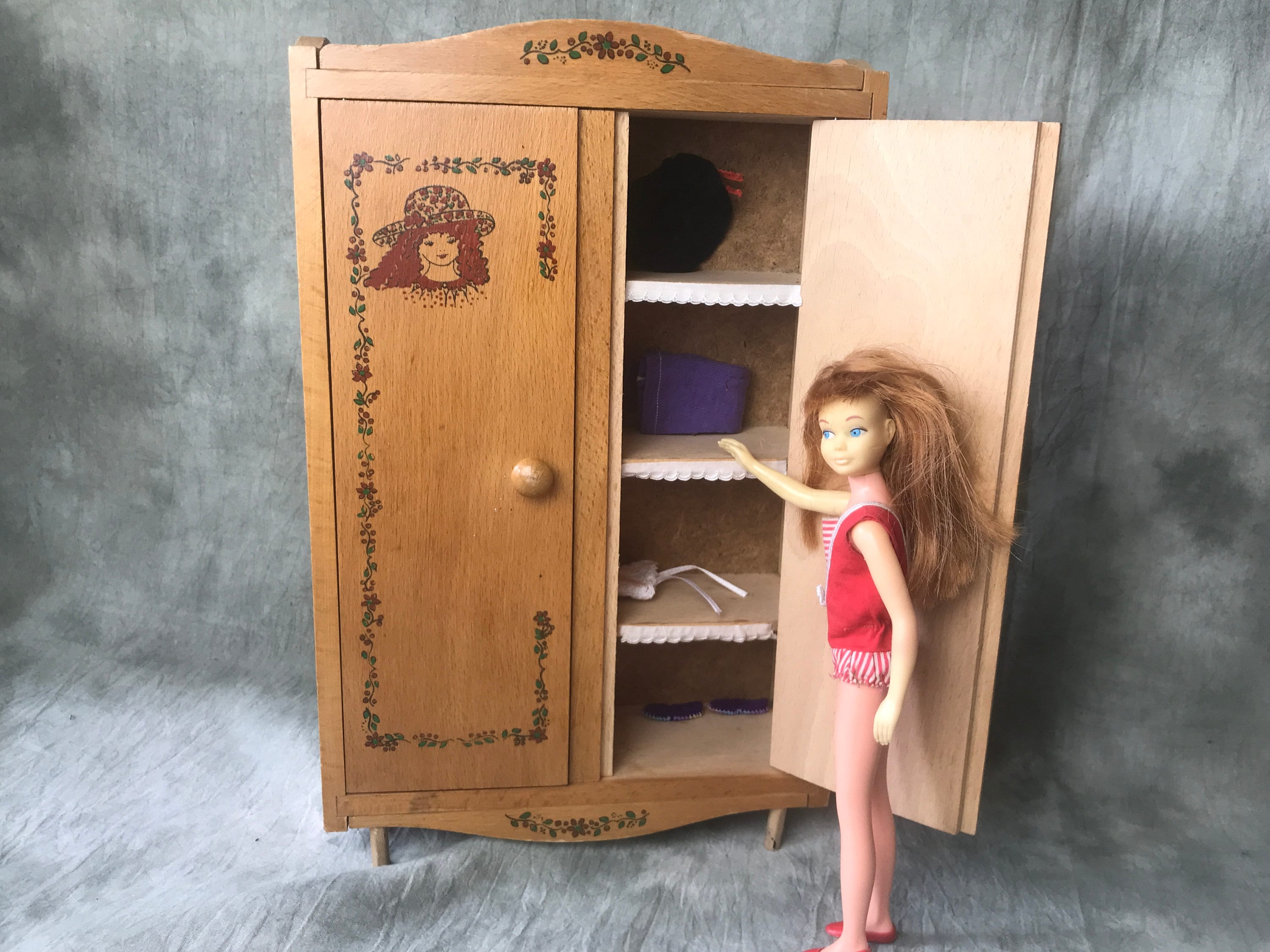 Closet Ropero De Carton Para Barbie Armario Para Barbie Diy Closet