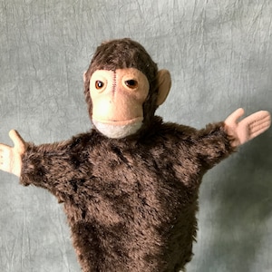 Adorable Steiff Jocko handpuppet