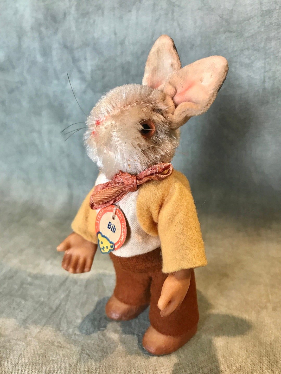 vintage steiff ୨୧ * もも色リボンの ウサちゃん