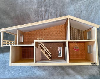 Lisa made in Denmark DOLLHOUSE