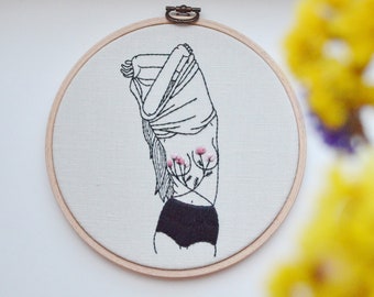 Feminist art, embroidery hoop 7", the future is female, black and white embroidery