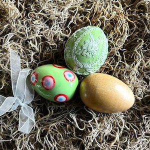 Random Collection of 3 Easter Eggs, Light Green and Wood