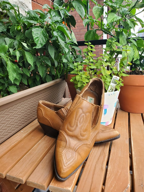 Vintage 90’s leather ankle boots