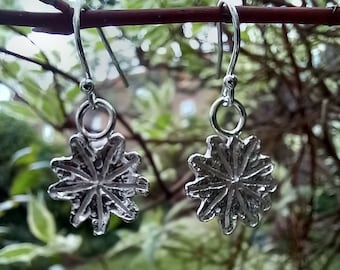 Poppy seed head silver drop earrings, silver seed earrings, handmade in UK, gift fir gardener, postal gift