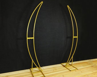 Crescent Wedding stand, Metal Moon Stands, metal wedding stands