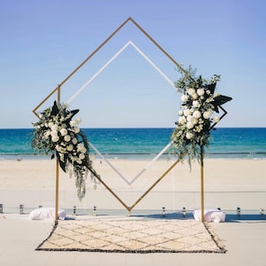 Rhomb wedding arch, geometric wedding arch, rhombus backdrop, diamond stand, wedding ceremony, event backdrop, metal arch, display arch