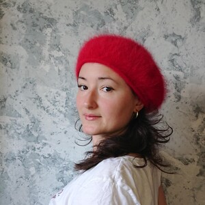 Vintage 80s Red Angora Lambswool Knit French Beret Hat Angora Cloche Parisian Angora Beret Vintage - Etsy main image 4