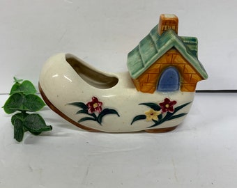 Vintage ceramic shoe planter retro planter made in occupied Japan ceramic little old woman who lived in a shoe ceramic planter MCM
