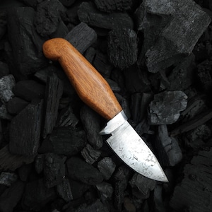Hidden Tang Skinning Knife
