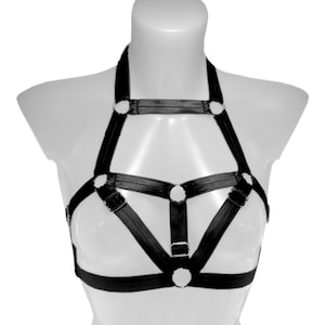 Elastic black harness adjustable for women bra with a stylish look a gothic design a strappy cage bralette bodysuit belt in a chic lingerie