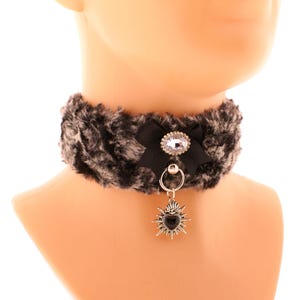 Moelleux doux pour femmes collier ras du cou noeud gothique pendentif guépard velu Cosplay adulte noeud Costume fourrure artificielle cadeau fait main