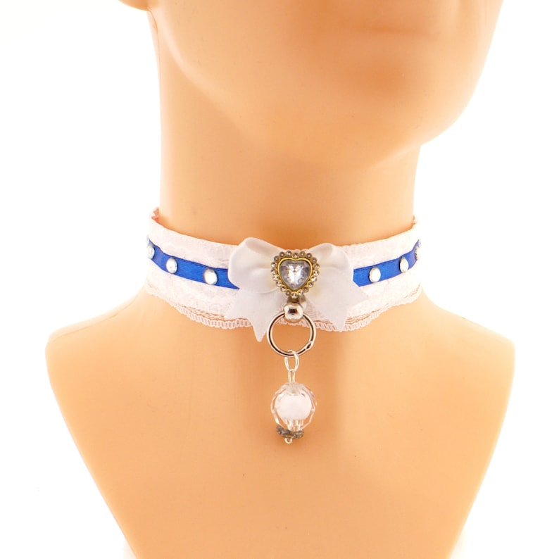 Kawaii blue white collar choker satin bow with gem o ring heart pendant neko princess jewel with glass stones handmade made to order Niebieski