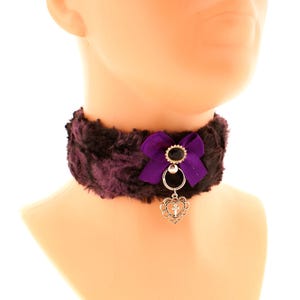 Moelleux doux pour femme collier ras du cou noeud gothique pendentif violet noir à fourrure Cosplay adulte noeud Costume fourrure artificielle cadeau fait main
