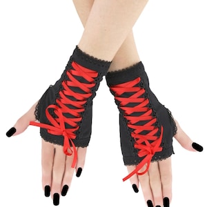 Mitaines gothiques corset : moufles lacées noires et rouges