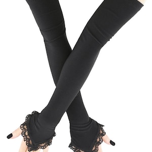 Black Lace Fingerless Opera Gloves: Elegant Gothic Arm Warmers