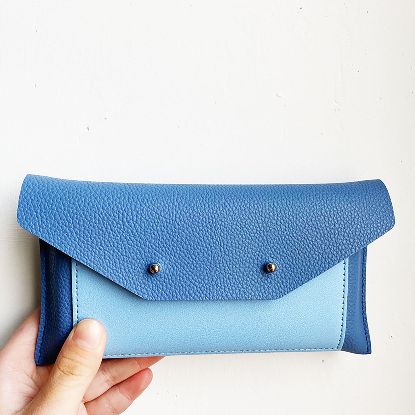 Leather Pill Caserefillable Container7 Day Pill Etsy