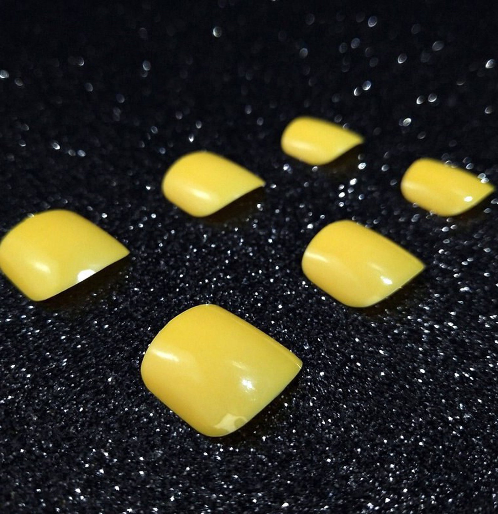 Yellow Toenails â Causes and Treatment - Canyon Oaks Foot & Ankle