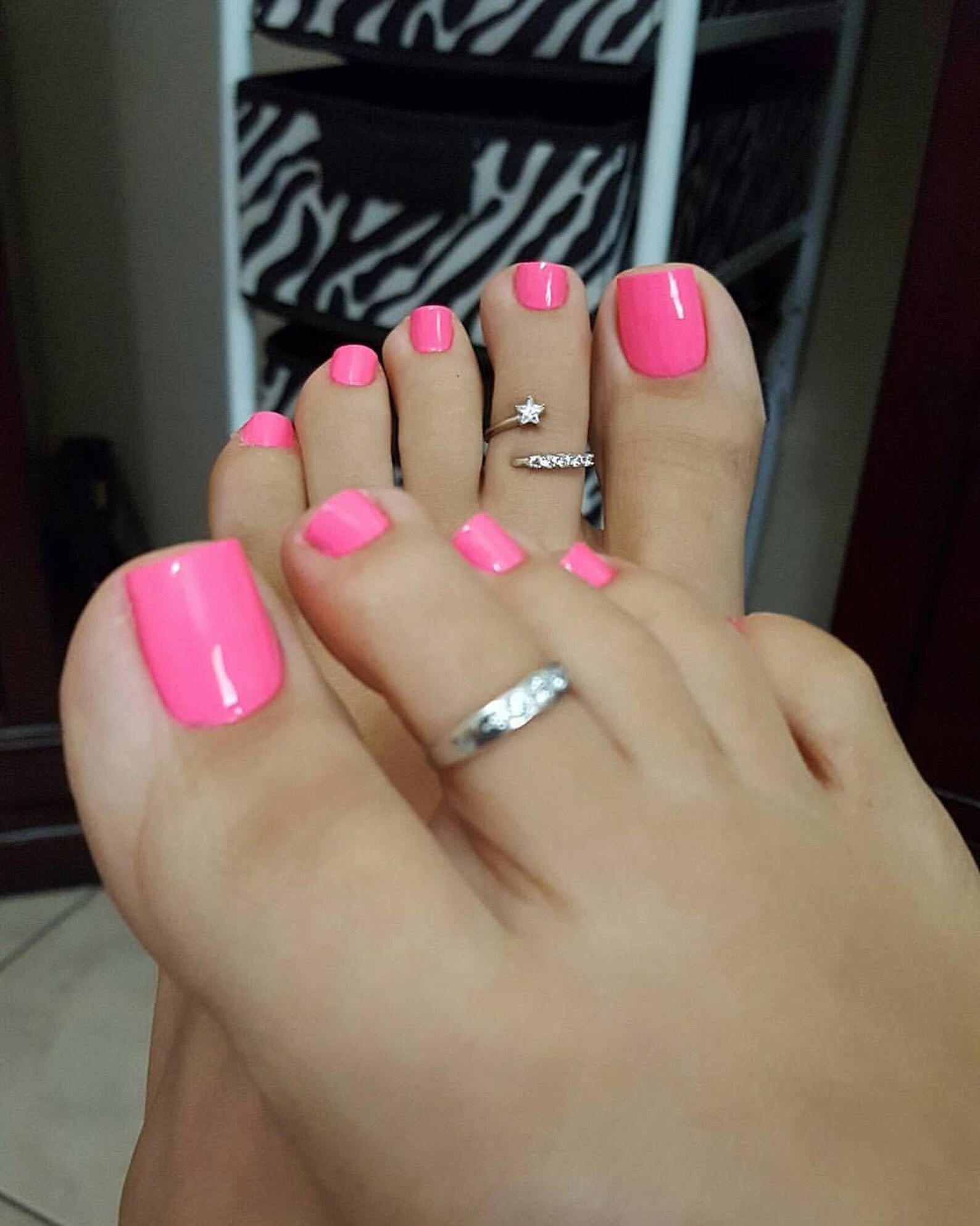 impress toenails impress toenails