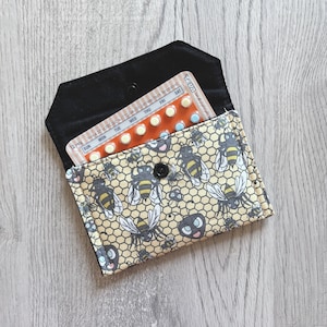 Mini portefeuille à pression bourdon, pochette pour pilule contraceptive, petite pochette à pression abeille, portefeuille minimaliste, petit porte-cartes, bourdons