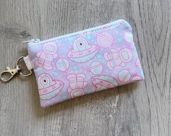 Mini Alien Key Chain Zipper Pouch, Small Pink UFO Wallet, Pastel Kawaii Alien Space Coin Purse, Pouch With Swivel Hook, Small Card Holder
