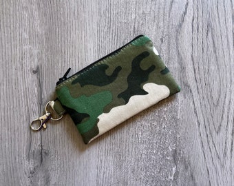 Mini Camo Zipper Pouch Key Chain, Small Camouflage Wallet, Camo Coin Purse, Clip On Pouch, Small Card Holder, Earbud AirPod Case