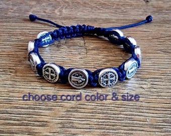 Bracciale SAN BENEDETTO, braccialetto regolabile fatto a mano, braccialetto santo cristiano, braccialetto con cordino annodato di Medjugorje