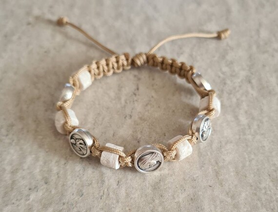 Bracelet Religieux En Argent Avec Pierres Blanches - Bijou Vintage Et Spirituel