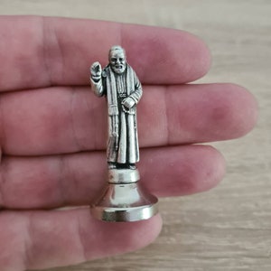 Mini Padre Pio statue silver tone