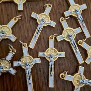 wholesale Lot bulk cross  5, 10, 20 pcs, cross pack, st Benedict cross, Italy cross