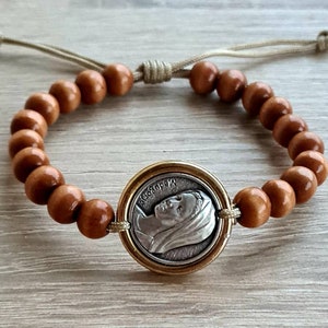 BRACELET VIERGE MARIE, médaille Medjugorje Mary faite main, bracelet réglable en bois, cadeau catholique femme homme