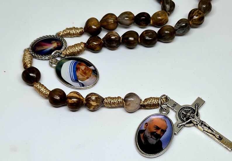 Mother Teresa of Calcutta Rosary With Jobs Tears Natural Beads, Padre ...