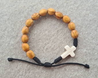 Bracelet Religieux Des Saints En Bois - Couleur Rouge - Fabriqué En France - Neuf Sans Emballage