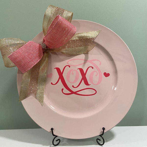 Valentine’s Day Plate Decor for home, party or gift