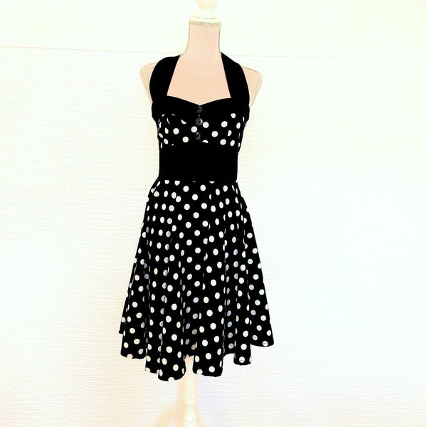 Robe rockabilly noire à pois / robe trapèze, robe pin up / robe de style vintage des années 50, robe rétro