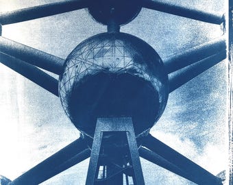 Atomium / large format cyanotype