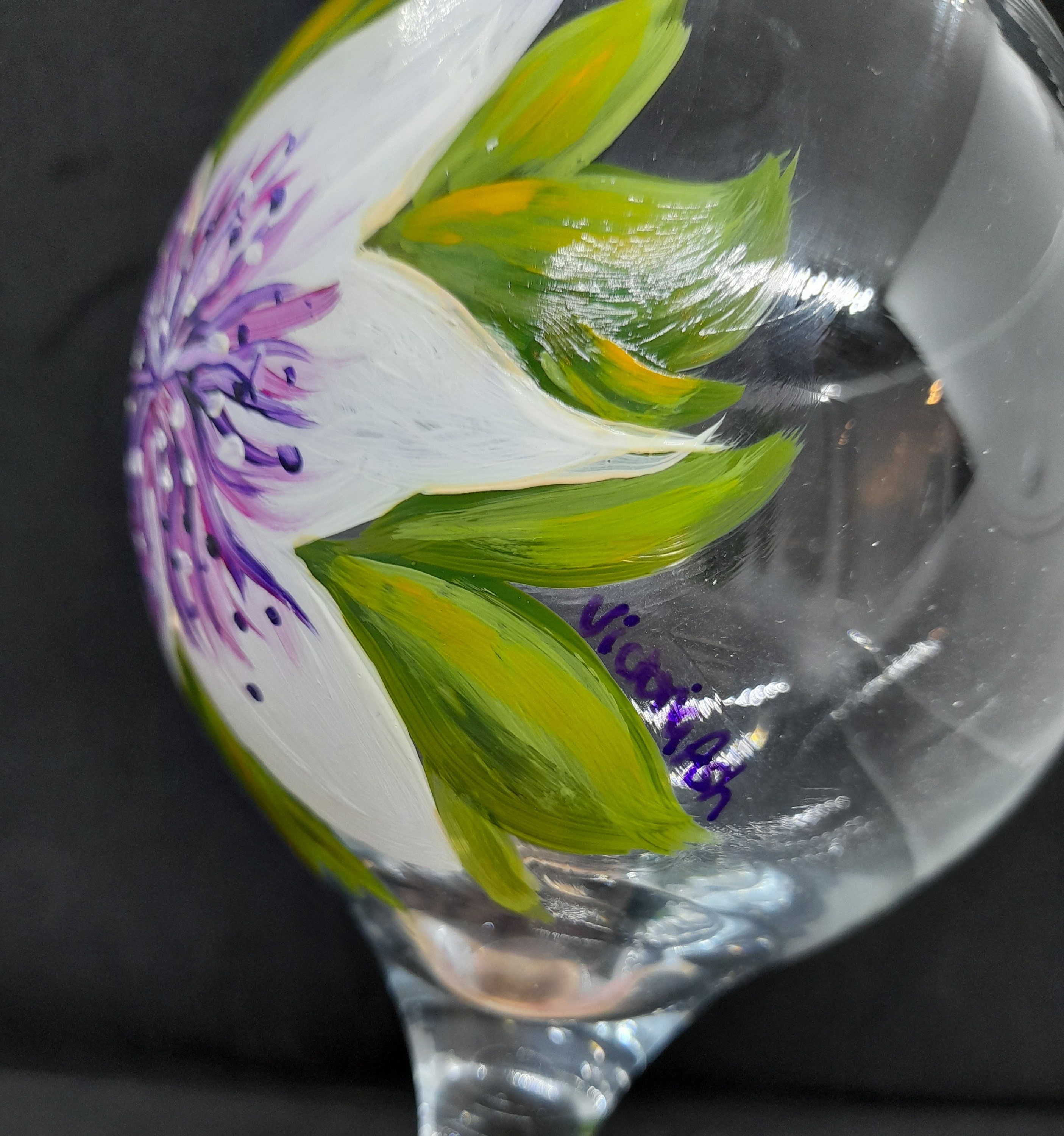 Hand Painted Lily Gin Glass, Floral Gin Bowl, Unique Gin Gift, Housewarming Gift, Wine Lovers