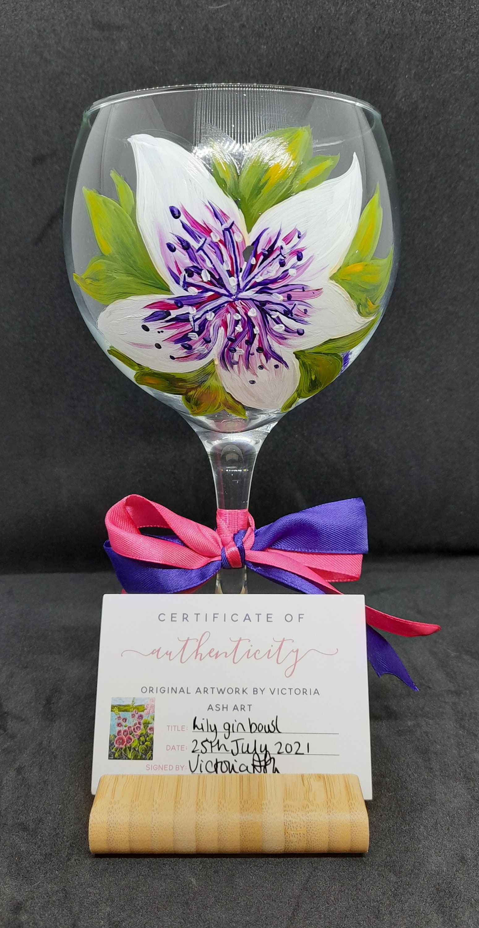 Hand Painted Lily Gin Glass, Floral Gin Bowl, Unique Gin Gift, Housewarming Gift, Wine Lovers