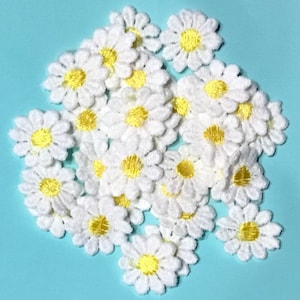30pcs Small White Daisy with Yellow Center Embroidered Sew On Glue On 18mm Patch Applique