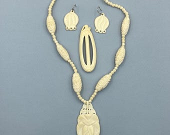 Vintage White Carved Jewelry Set, 3pc Soviet 1990s Retro Necklace and Earrings, Folk Style Accessory with Buckle