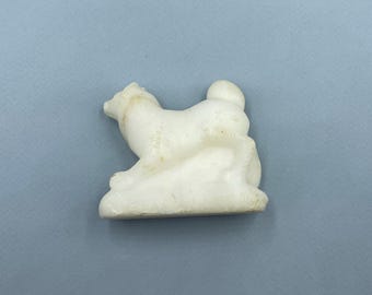 Vintage White Marble Chukchi Dog Sculpture – Inuit Figurine, Collectible Eskimo Folk Art