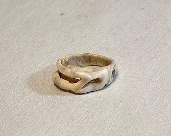 Handcrafted Shaman Eye Statement Ring, Elegant Tribal Spirit Band in Native American Style with Green Shell Inlay