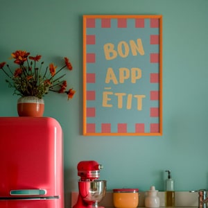Bon Appetit キッチンプリント、モダンキッチンアート、Bon Appetit レトロポスター、タイポグラフィアート、デジタルダウンロード、キッチン壁装飾、印刷可能なアート