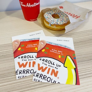 Canadian Timmies Retrousser le rebord Tasse à café Gouache Illustration Carte postale courrier postal