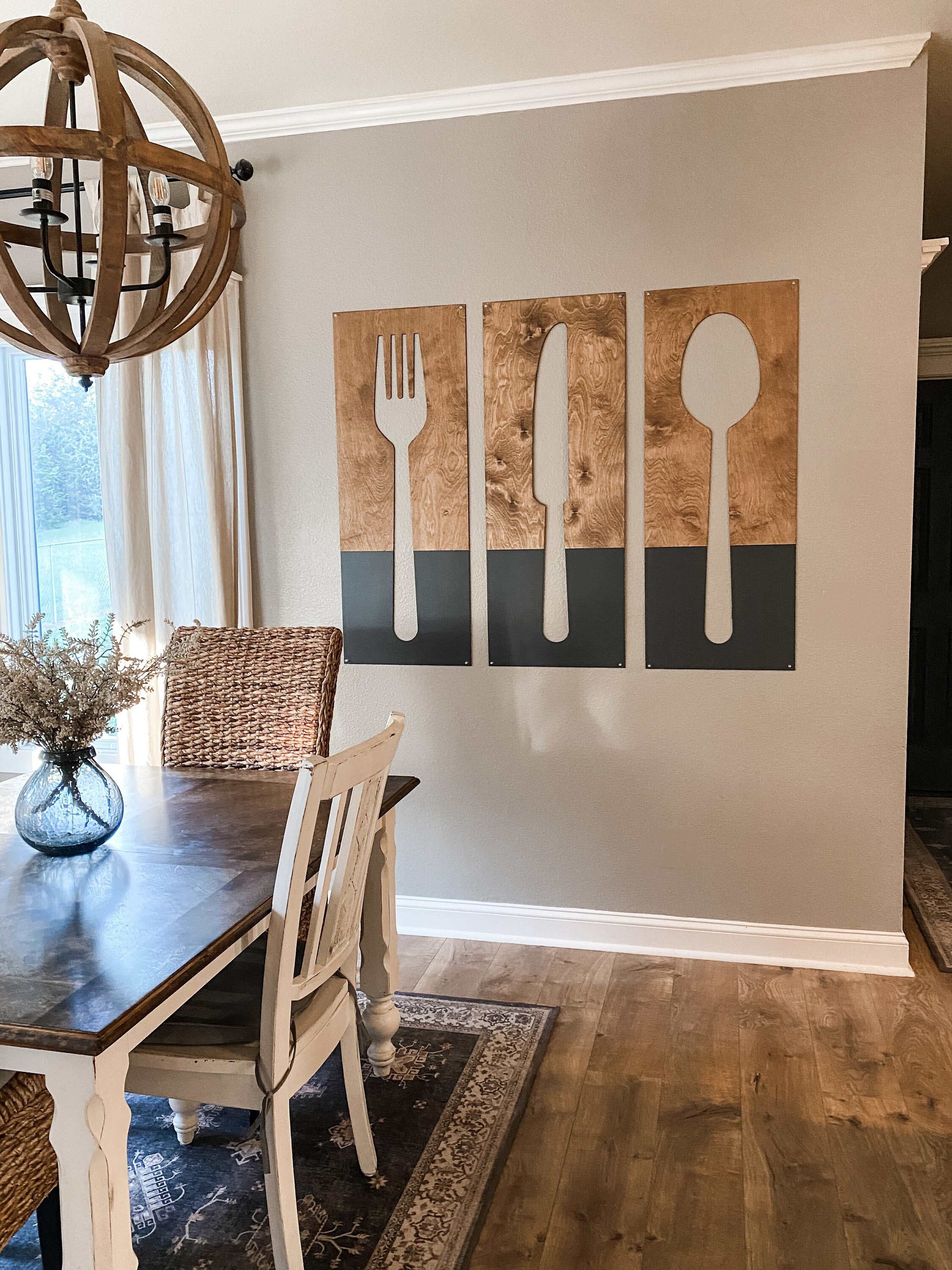 Wooden Fork And Spoon Design For Wall