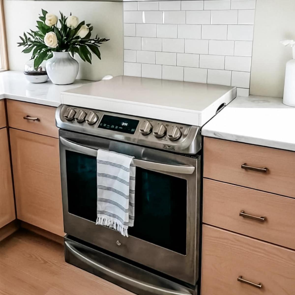 White Minimalist Stove Cover, Noodle Board, Gas Range, Cooktop, Burner Cover, Modern Kitchen, Wedding, Realtor Gift, Stovetop, Electric - Etsy