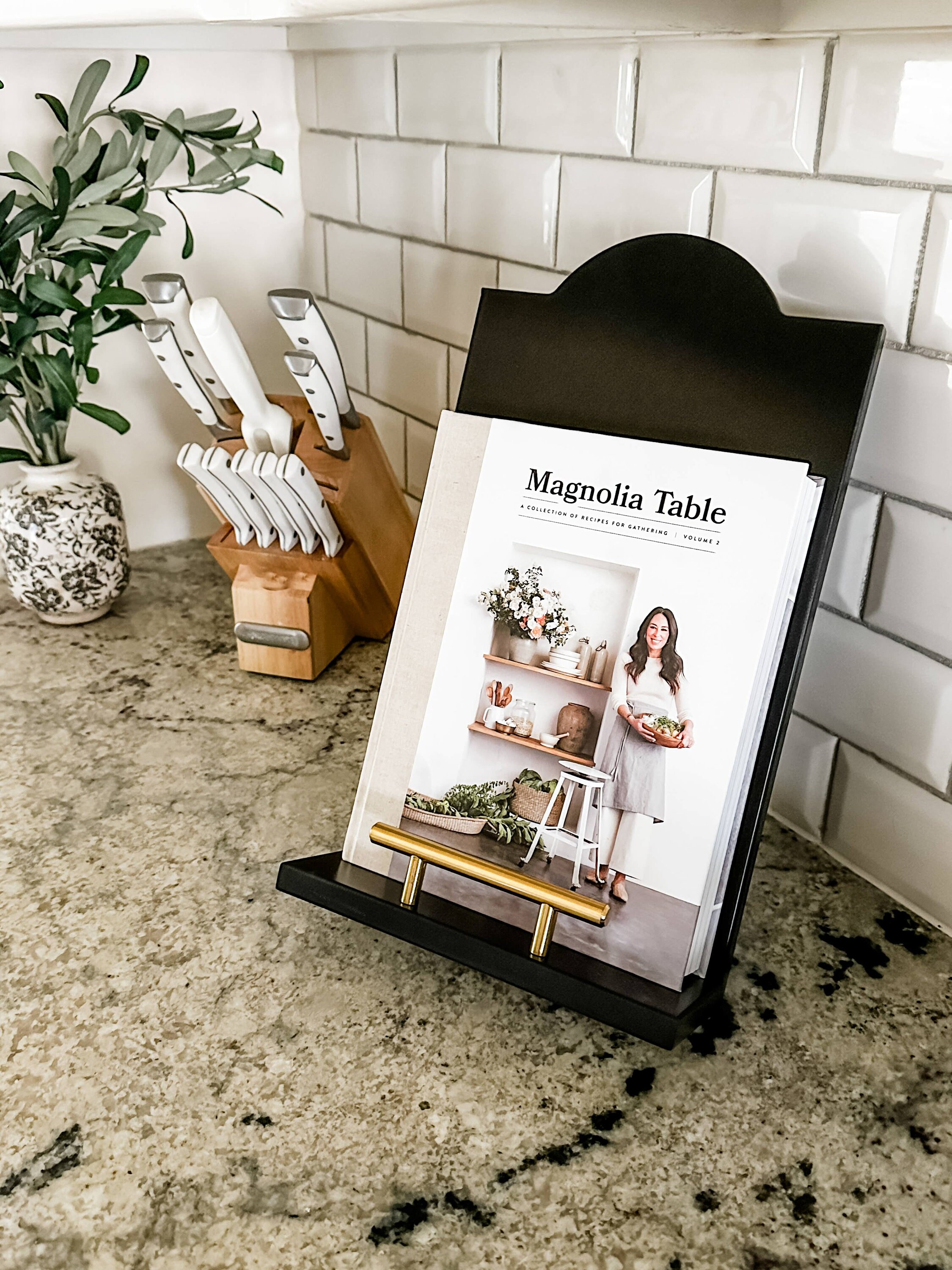 Black Cookbook Stand, Recipe Stand – Josephine Thomas Home
