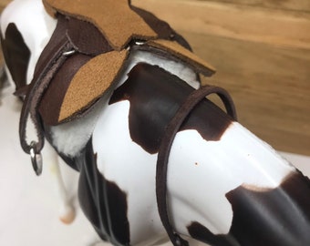 Breyer Pferdegeschirr Breyer Pferdezubehör Modell Pferdesattel Miniatursattel Breyer Pferdegeschirr Geschenk für Pferdeliebhaber Breyer Pferdesattel