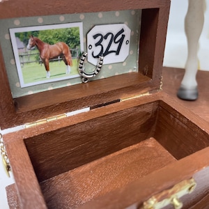 Breyer horse tack trunk Miniature horse tack trunk Breyerfest Breyer horse Model accessory Gift for horse crazy girl Miniature accessories